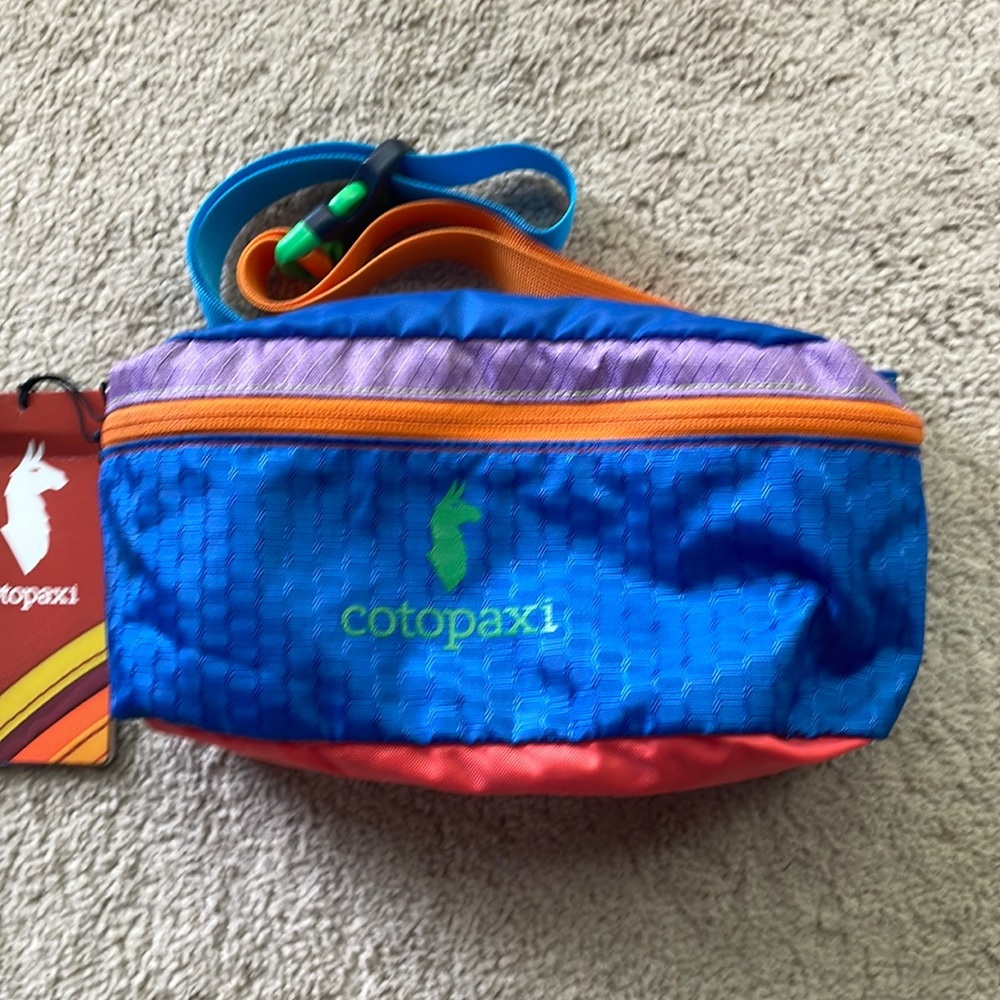 New w/tags Cotopaxi Del Dia 3L Fanny/hip pack multicolor